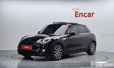 Mini Cooper, 2016