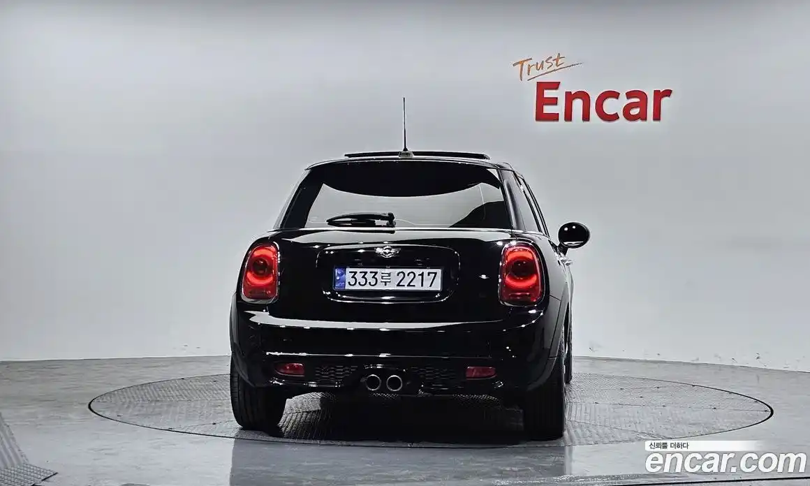 Mini Cooper 2016 2.0 гидро в Москве № 1837722, фото 4