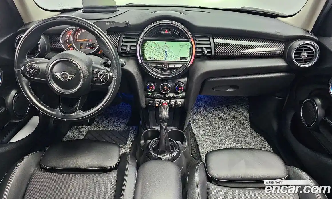 Mini Cooper 2016 2.0 гидро в Москве № 1837722, фото 7