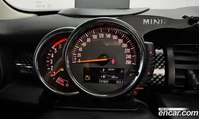 Mini Cooper 2016 2.0 гидро в Москве № 1837722, миниатюра 8