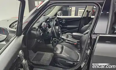 Mini Cooper 2016 2.0 гидро в Москве № 1837722, миниатюра 10