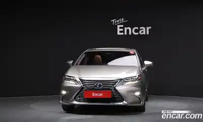 Lexus ES 2017 2.5 гидро в Москве № 1837972, миниатюра 3