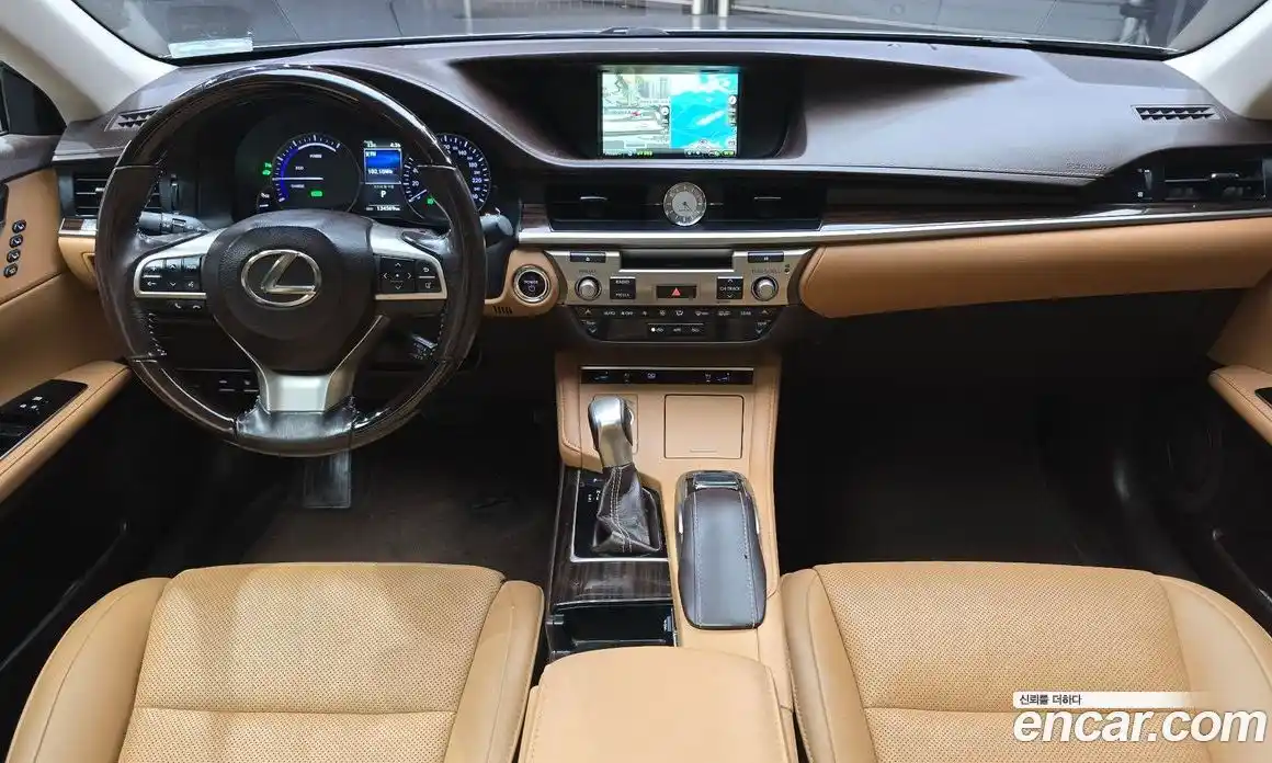 Lexus ES 2017 2.5 гидро в Москве № 1837972, фото 7