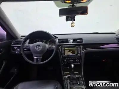 Volkswagen Passat 2014 2.0 гидро в Москве № 1838283, миниатюра 7
