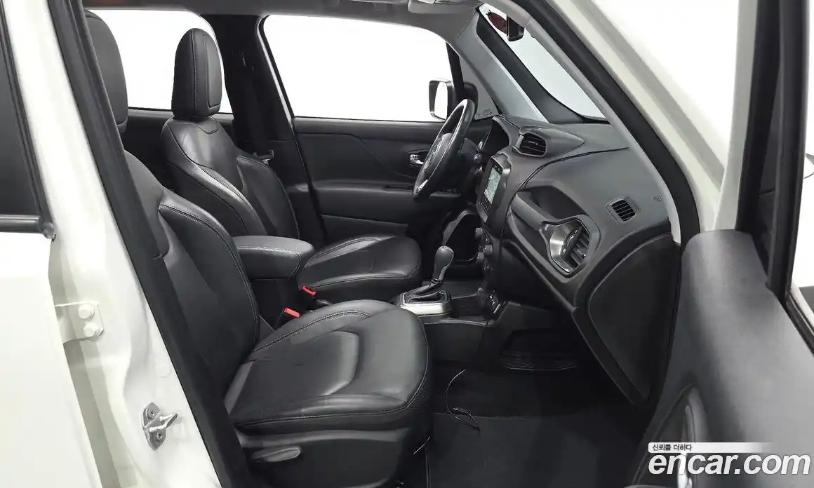 Jeep Renegade 2020 2.4 гидро в Москве № 1838351, фото 13
