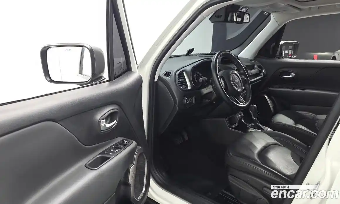 Jeep Renegade 2020 2.4 гидро в Москве № 1838351, фото 17
