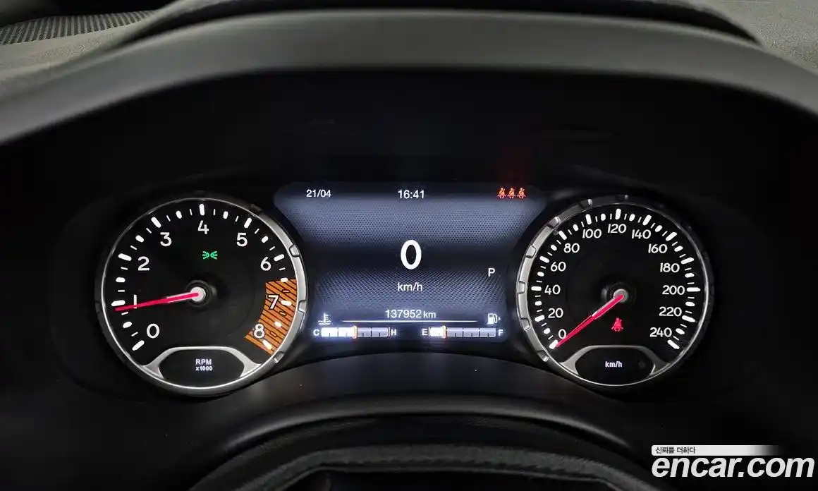 Jeep Renegade 2019 2.4 гидро в Москве № 1838422, фото 11