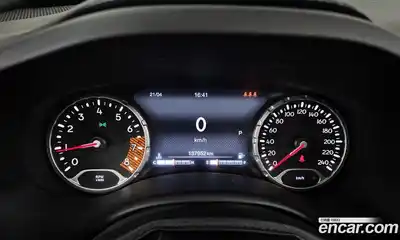 Jeep Renegade 2019 2.4 гидро в Москве № 1838422, миниатюра 11