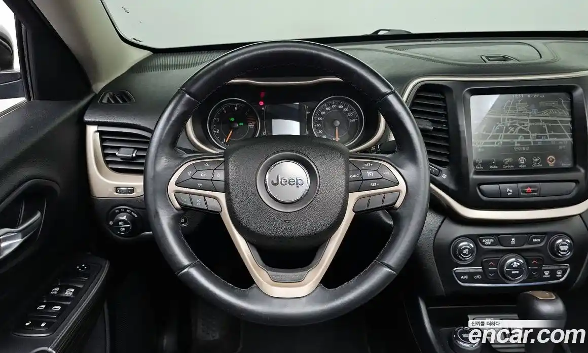 Jeep Cherokee 2016 2.4 гидро в Москве № 1838435, фото 13