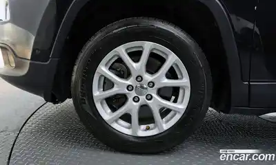 Jeep Cherokee 2016 2.4 гидро в Москве № 1838435, миниатюра 5
