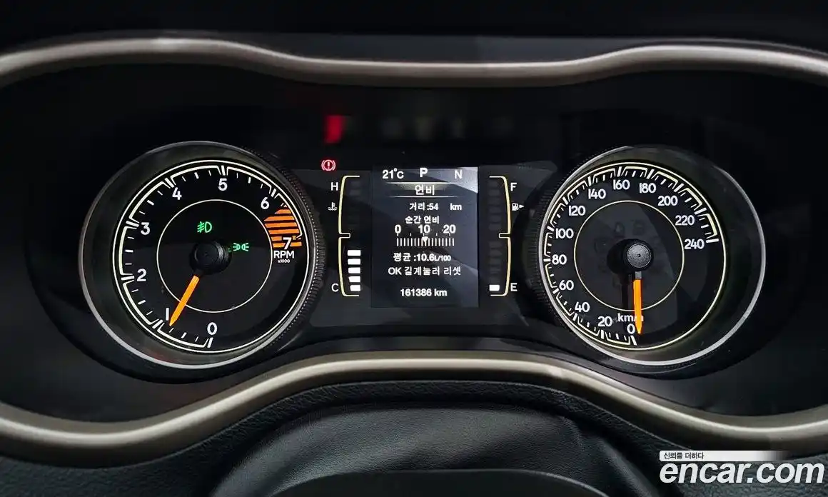 Jeep Cherokee 2016 2.4 гидро в Москве № 1838435, фото 8