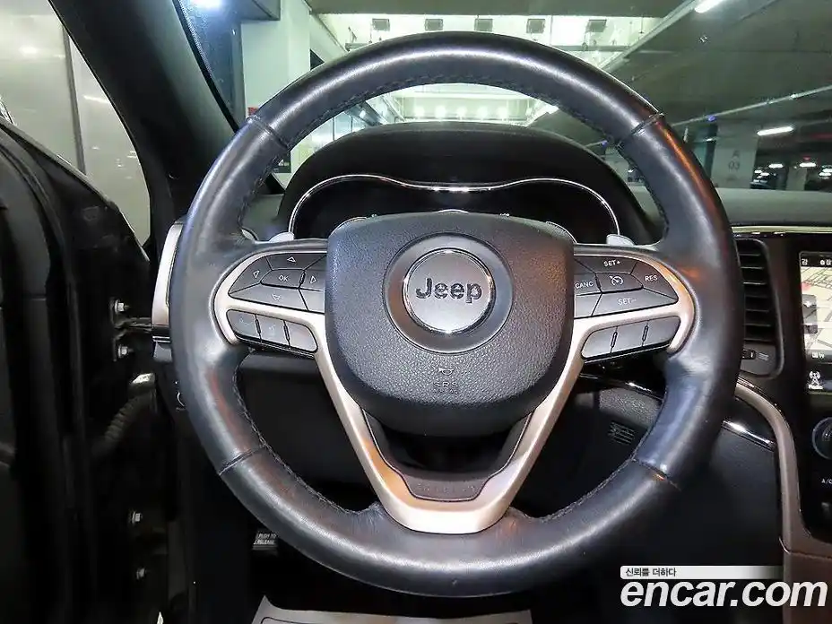 Jeep Cherokee 2016 3.0 гидро в Москве № 1838456, фото 8