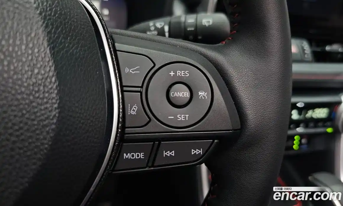 Toyota RAV4 2025 2.5 гидро в Москве № 1838473, фото 29