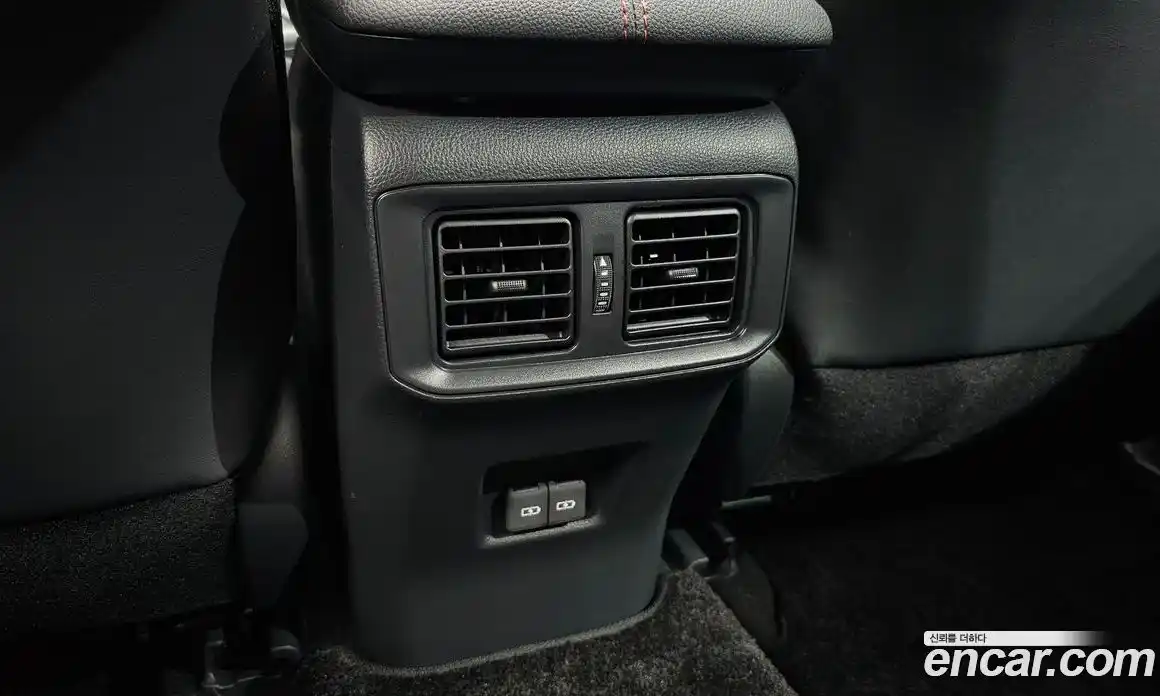 Toyota RAV4 2025 2.5 гидро в Москве № 1838473, фото 31