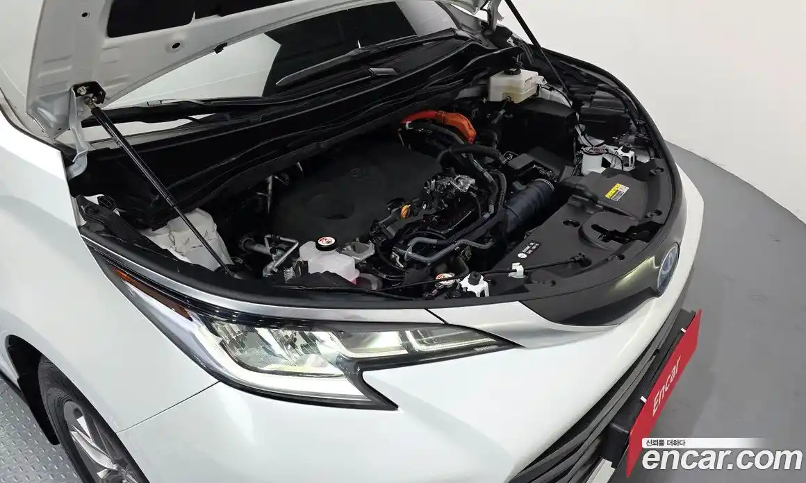 Toyota Sienna 2023 2.5 гидро в Москве № 1838491, фото 6