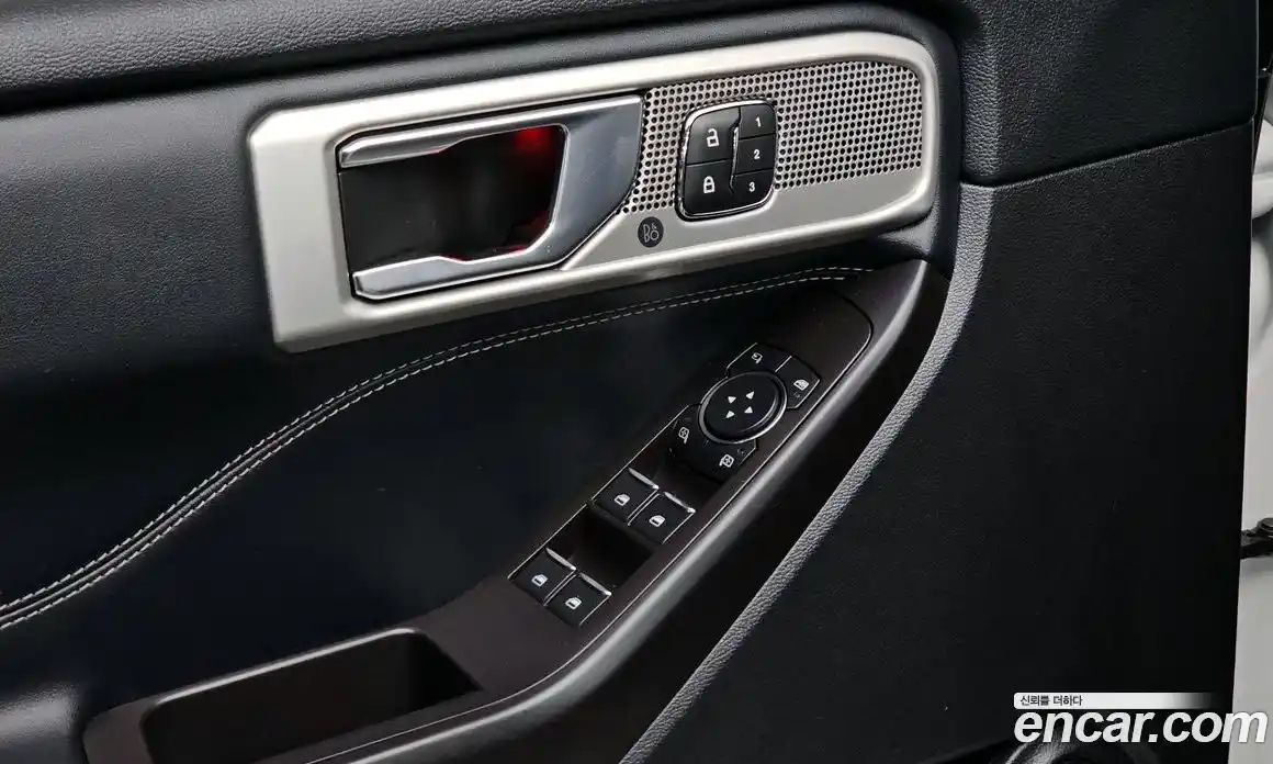 Ford Explorer 2019 2.3 гидро в Москве № 1838728, фото 11