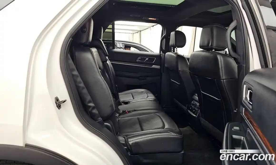 Ford Explorer 2017 2.3 гидро в Москве № 1838761, фото 18