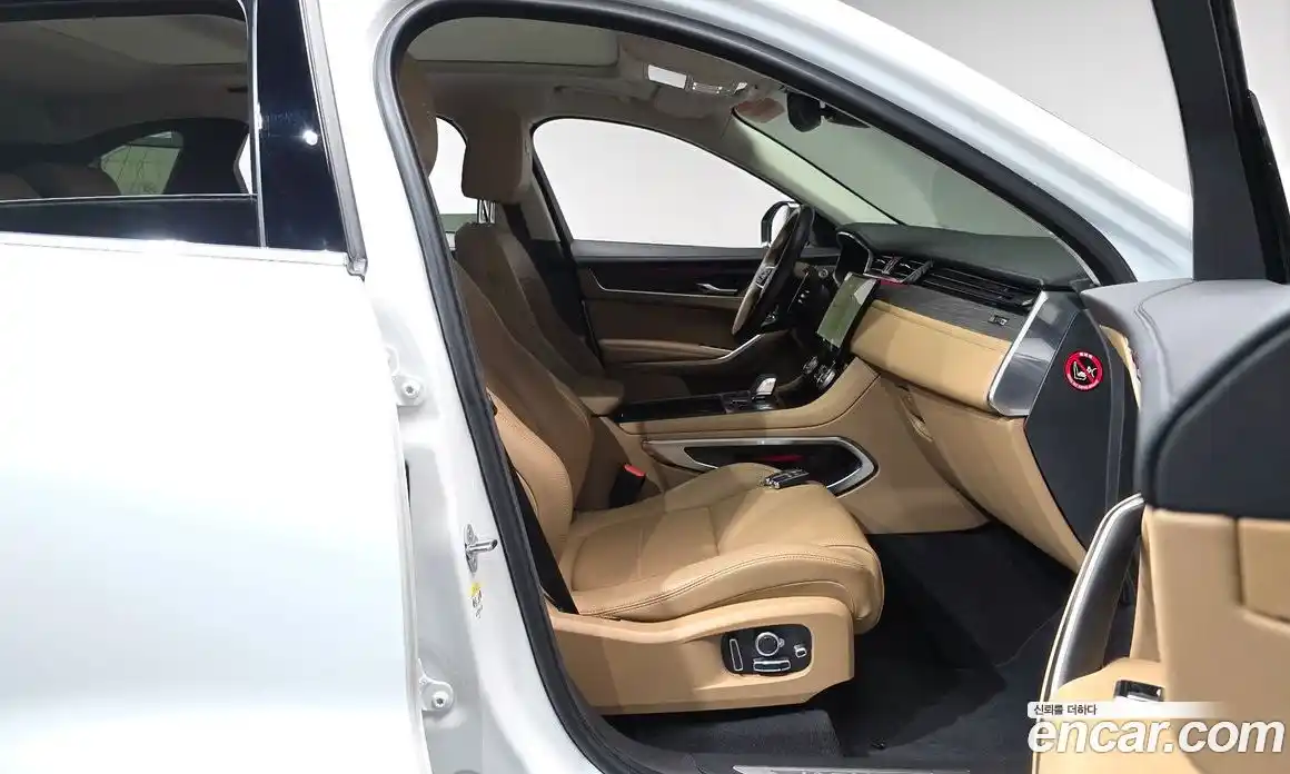 Jaguar F-Pace 2022 2.0 гидро в Москве № 1840419, фото 15