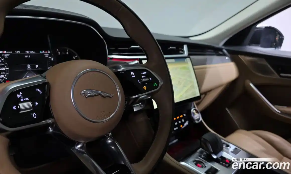 Jaguar F-Pace 2022 2.0 гидро в Москве № 1840419, фото 34