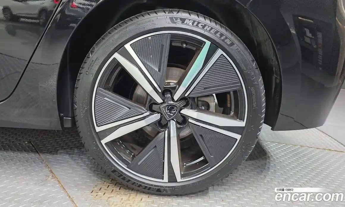 Peugeot 308 2022 1.5 гидро в Москве, фото 7