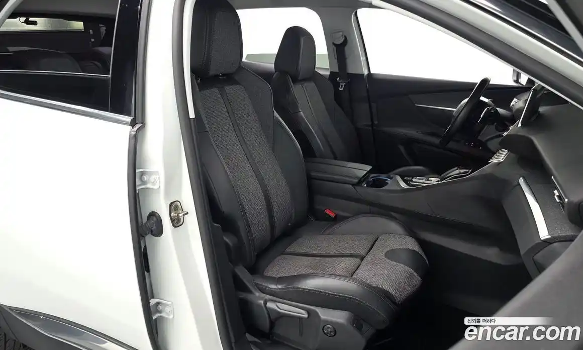 Peugeot 3008 2019 1.5 гидро в Москве, фото 16