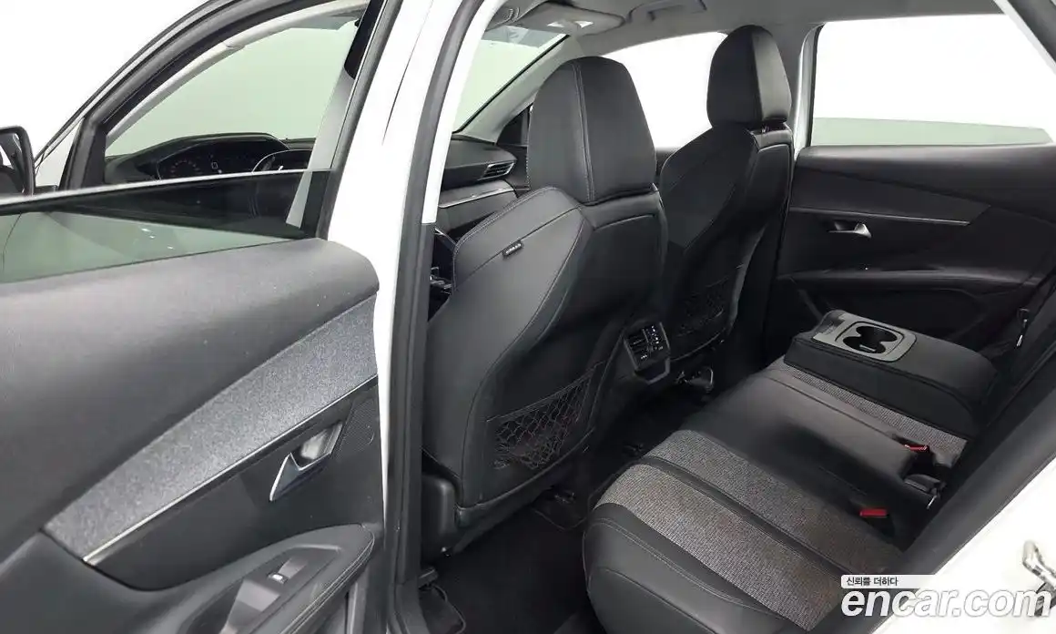 Peugeot 3008 2019 1.5 гидро в Москве, фото 18