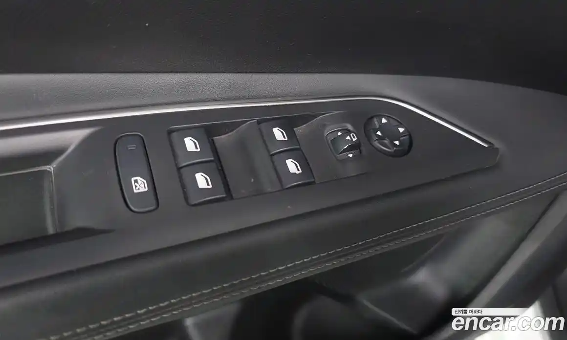 Peugeot 3008 2019 1.5 гидро в Москве, фото 29
