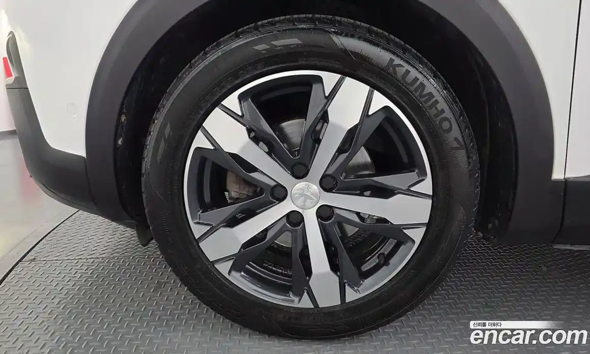 Peugeot 3008 2019 1.5 гидро в Москве, фото 5