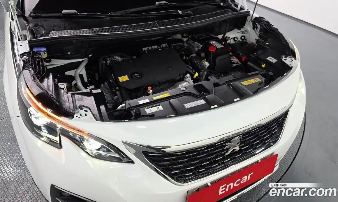 Peugeot 3008 2019 1.5 гидро в Москве, фото 6