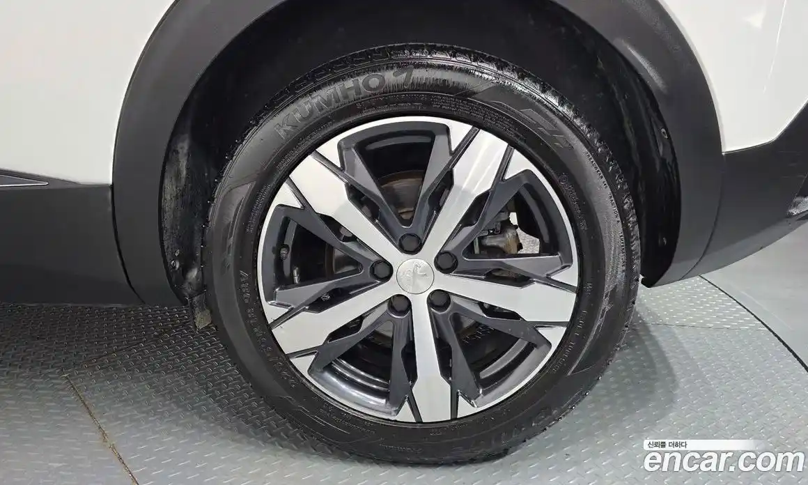 Peugeot 3008 2019 1.5 гидро в Москве, фото 7