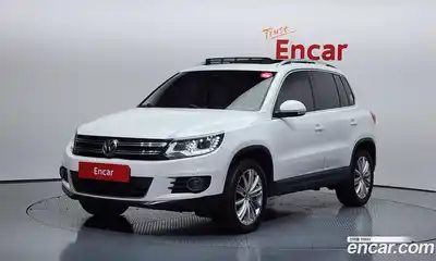 Volkswagen Tiguan, 2015