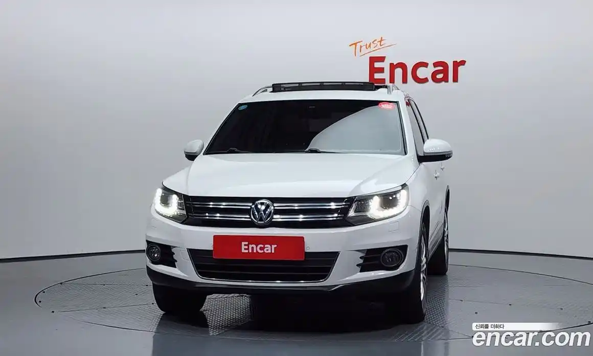 Volkswagen Tiguan 2015 2.0 гидро в Москве № 199196, фото 3