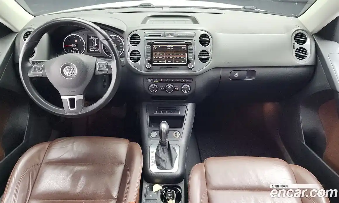 Volkswagen Tiguan 2015 2.0 гидро в Москве № 199196, фото 7