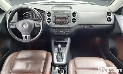 Volkswagen Tiguan 2015 2.0 гидро в Москве № 199196, миниатюра 7