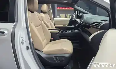 Toyota Sienna 2024 2.5 гидро в Москве № 199572, миниатюра 11