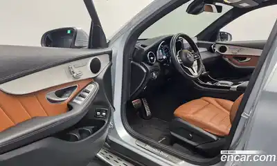 Mercedes-Benz GLC-Class 2022 2.0 гидро в Москве № 206640, миниатюра 10