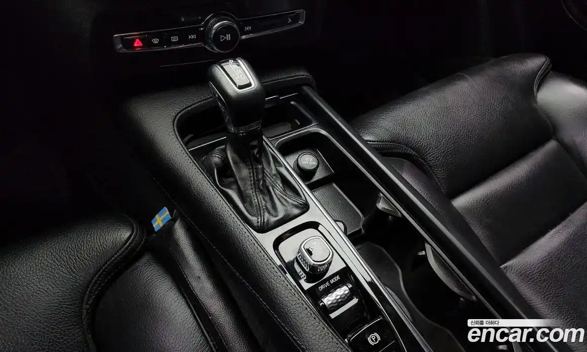 Volvo XC90 2018 2.0 гидро в Москве № 211269, фото 9