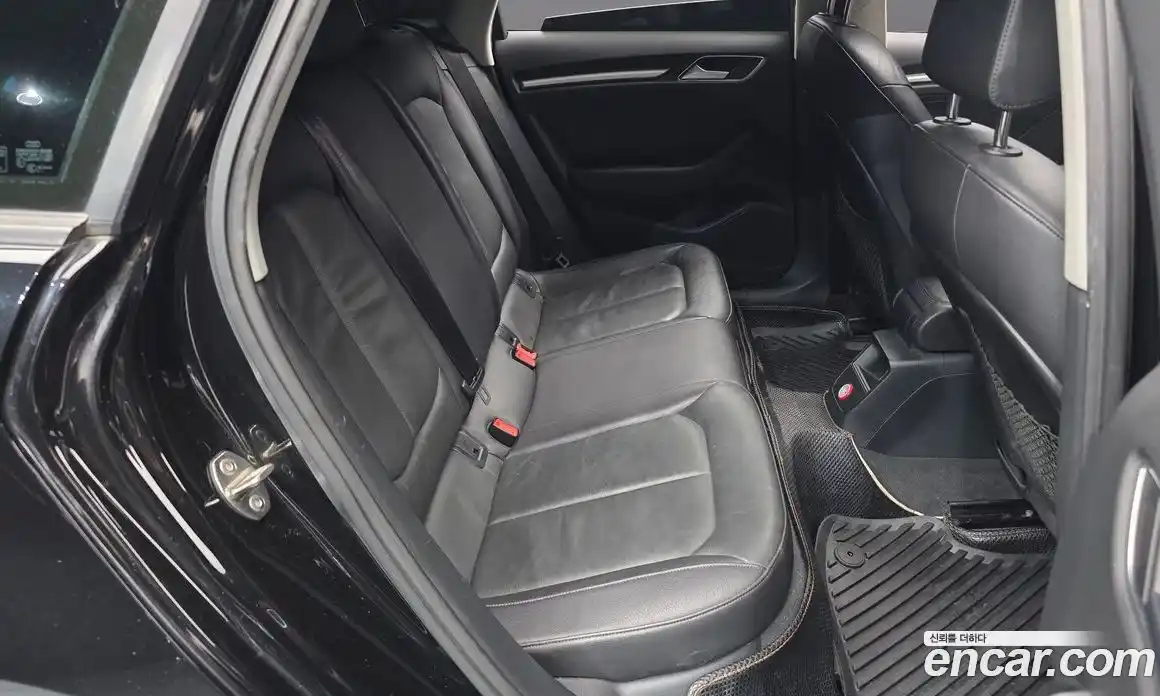 Audi A3 2015 1.6 гидро в Москве № 212597, фото 12
