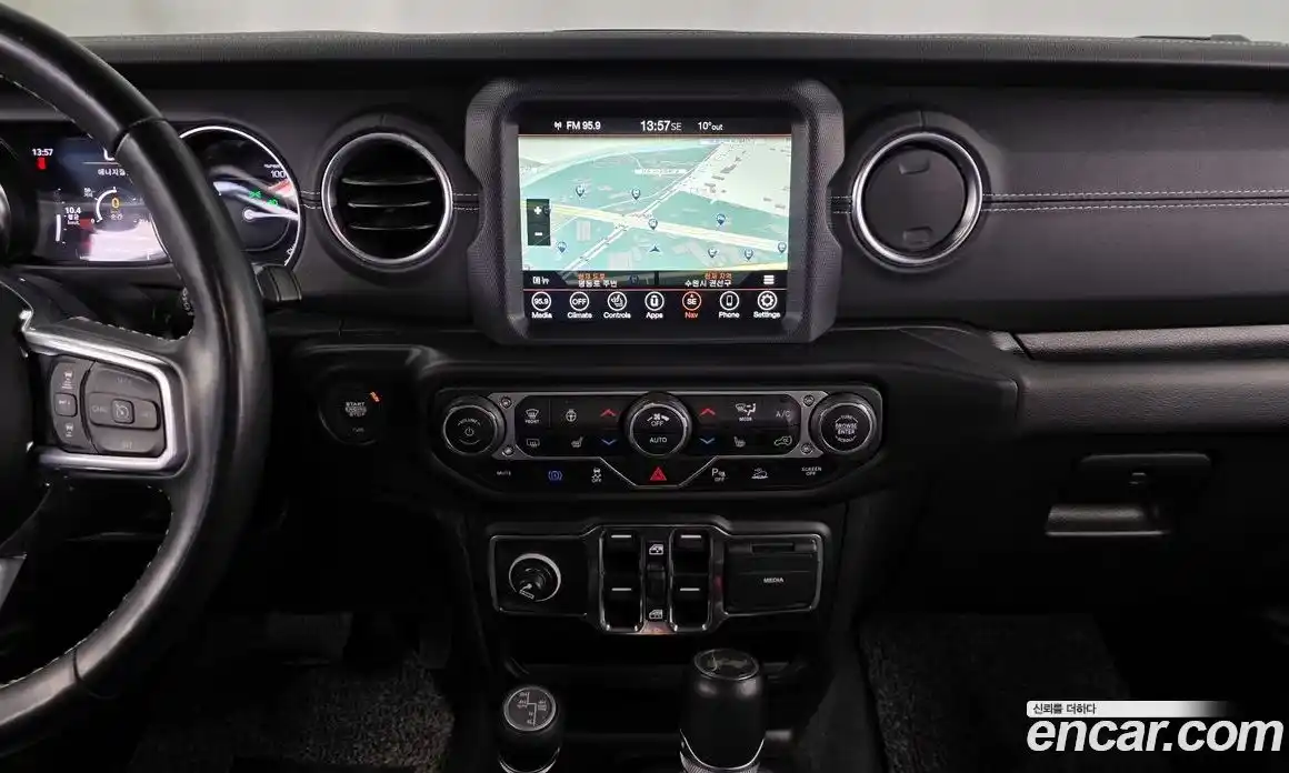 Jeep Wrangler 2022 2.0 гидро в Москве № 232300, фото 14