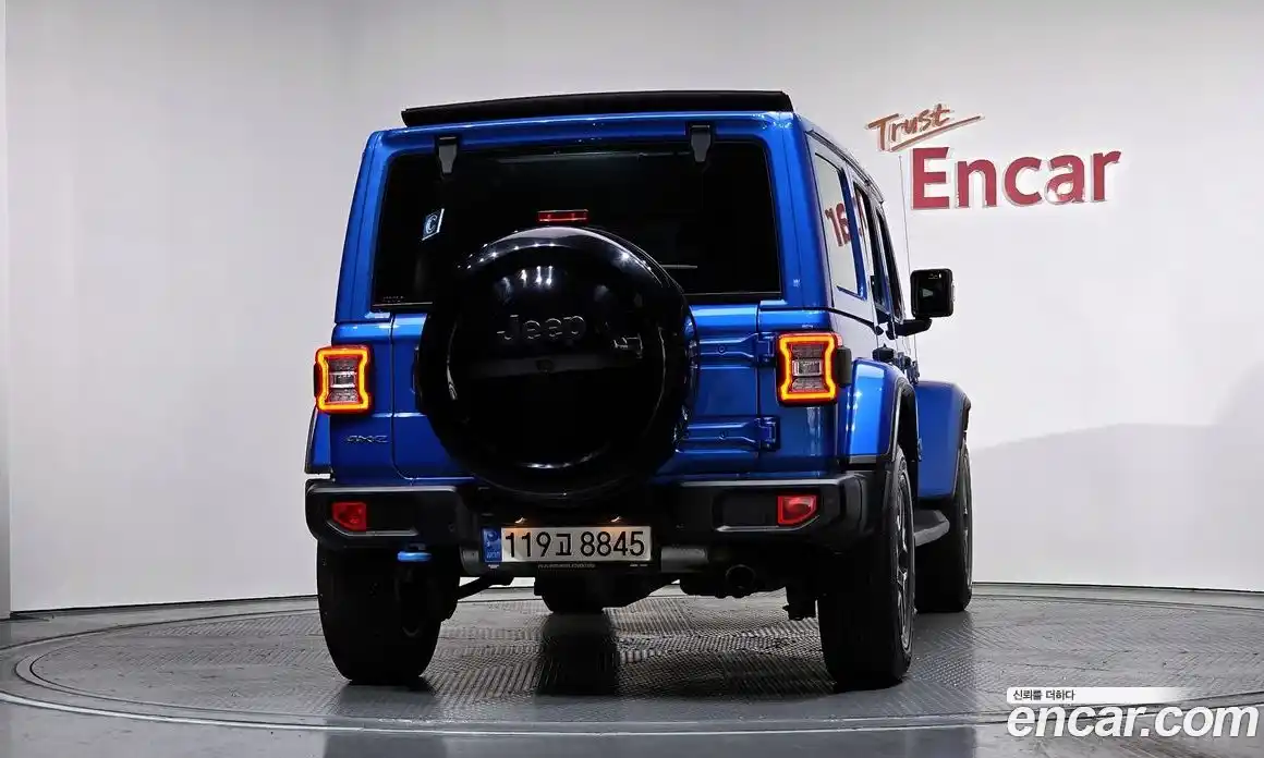 Jeep Wrangler 2022 2.0 гидро в Москве № 232300, фото 4