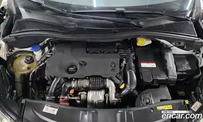 Peugeot 2008 2015 1.6 гидро в Москве, миниатюра 11