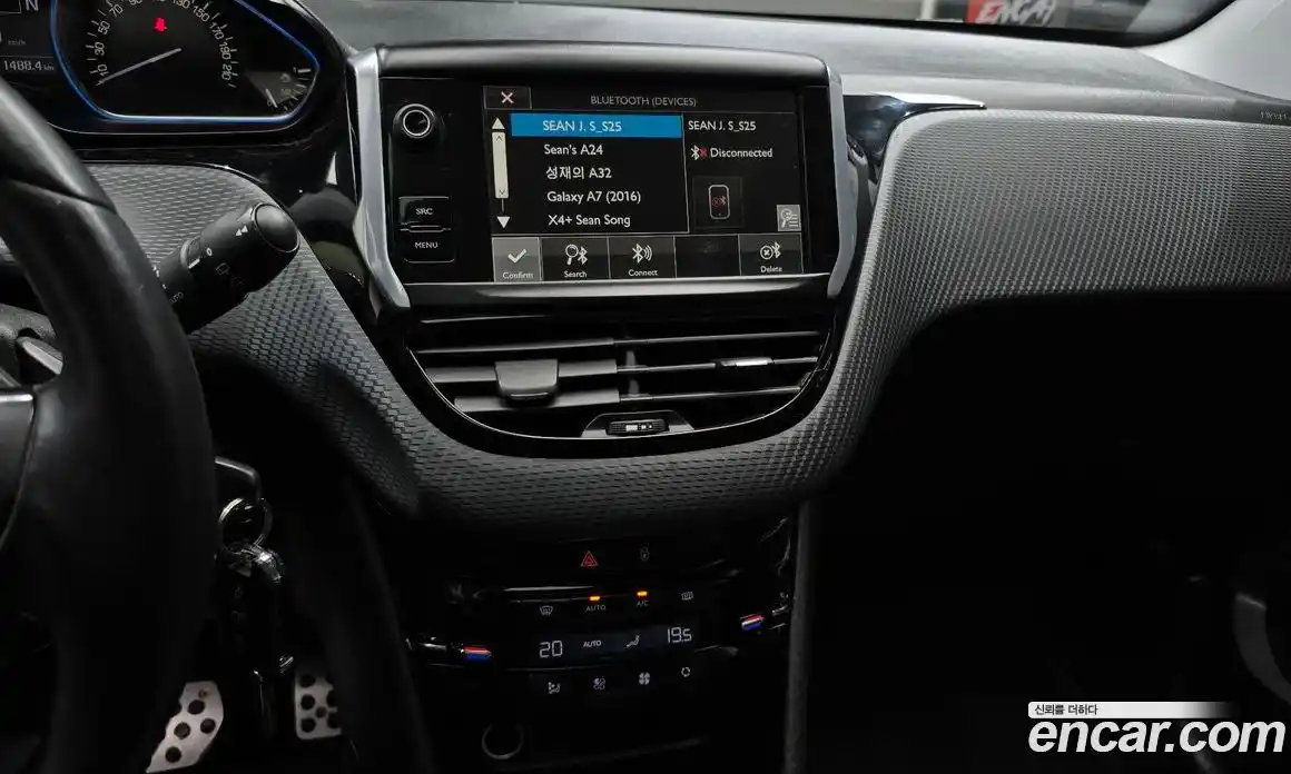Peugeot 2008 2015 1.6 гидро в Москве, фото 15