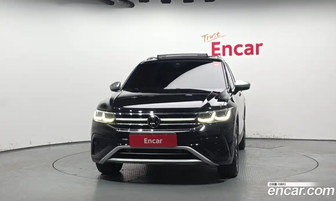 Volkswagen Tiguan 2023 2.0 гидро в Москве № 1350260, фото 3