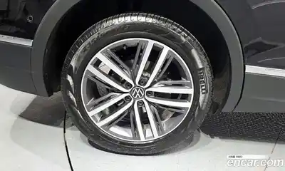 Volkswagen Tiguan 2023 2.0 гидро в Москве № 1350260, миниатюра 5