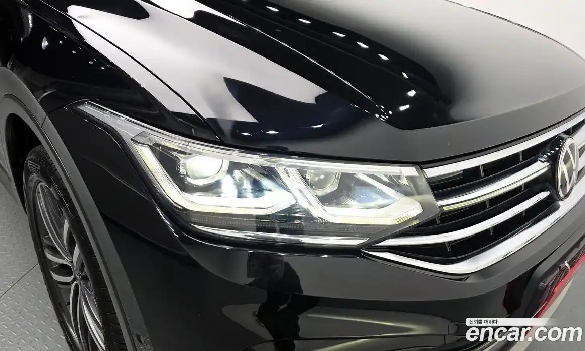 Volkswagen Tiguan 2023 2.0 гидро в Москве № 1350260, фото 8