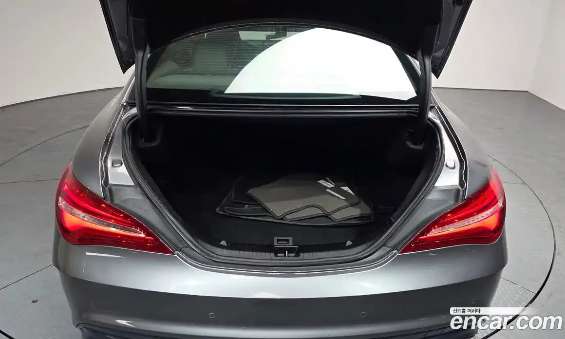 Mercedes-Benz CLA-Class 2017 2.0 гидро в Москве № 1545617, фото 25