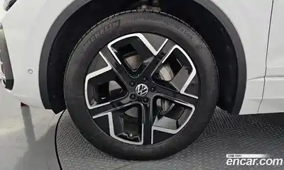 Volkswagen Touareg 2024 3.0 гидро в Москве № 1622970, миниатюра 5