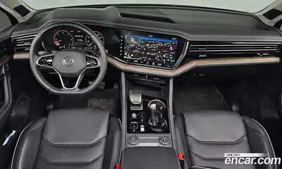 Volkswagen Touareg 2024 3.0 гидро в Москве № 1622970, миниатюра 10