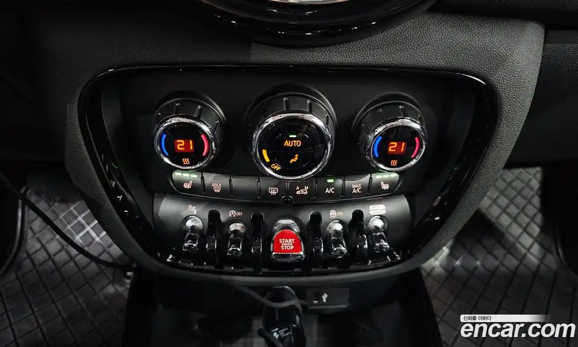 Mini Clubman 2019 2.0 гидро в Москве № 1764479, фото 32