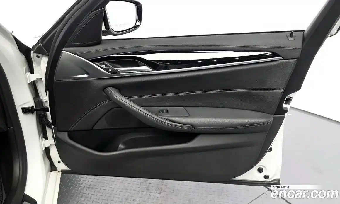 BMW 5-Series 2019 2.0 гидро в Москве № 1831353, фото 15